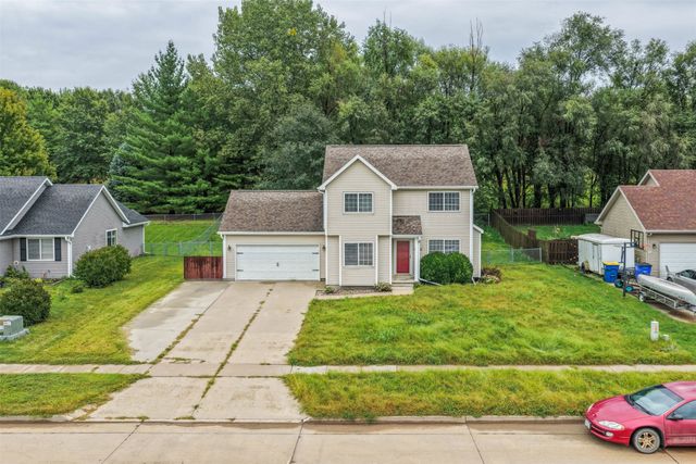 2420 Pine Court, Van Meter, IA 50261