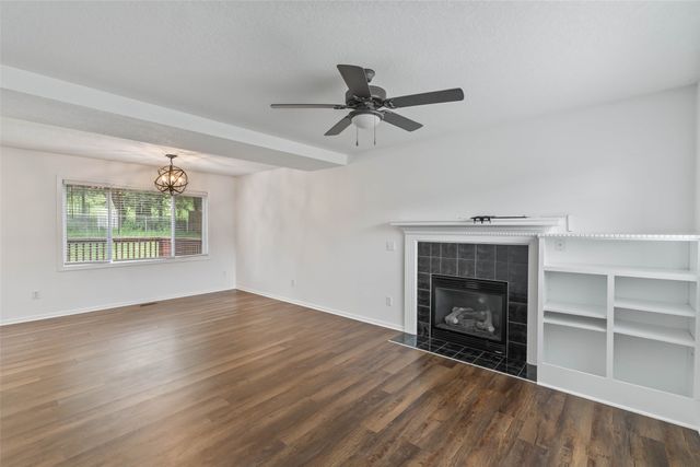 2420 Pine Court, Van Meter, IA 50261