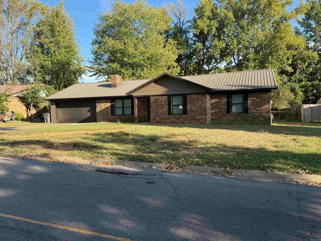 16 Whippoorwill Drive, Searcy, AR 72143