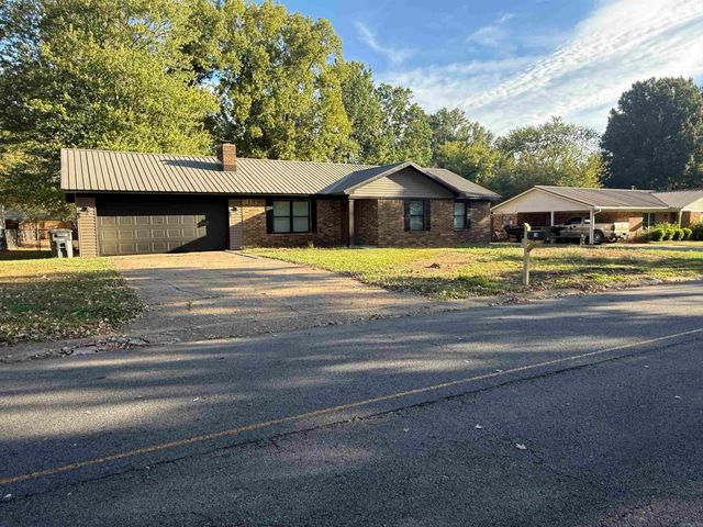 16 Whippoorwill Drive, Searcy, AR 72143