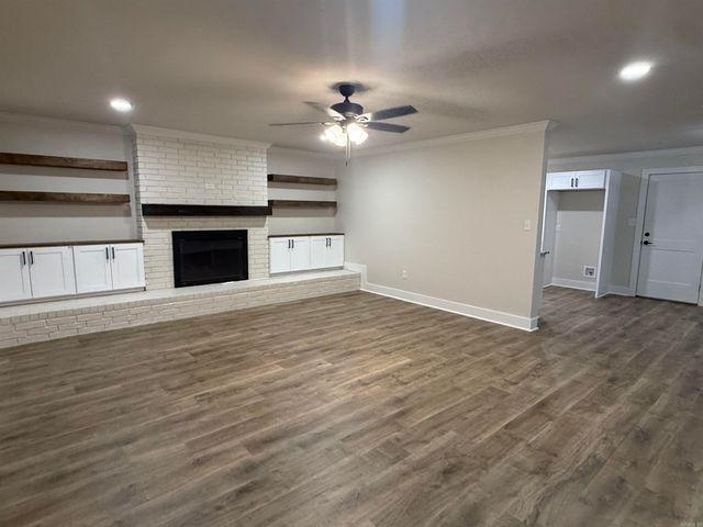 16 Whippoorwill Drive, Searcy, AR 72143