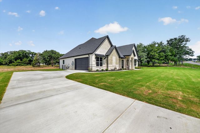 1045 Arbor Vista Drive, Azle, TX 76020