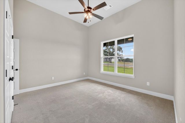 1045 Arbor Vista Drive, Azle, TX 76020