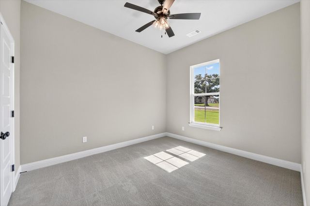 1045 Arbor Vista Drive, Azle, TX 76020