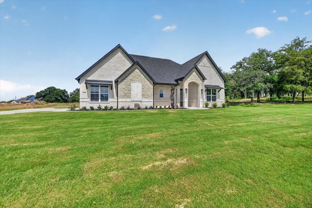 1045 Arbor Vista Drive, Azle, TX 76020