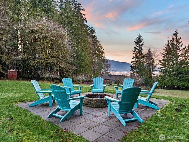 14952 NW Maple Lane, Seabeck, WA 98380