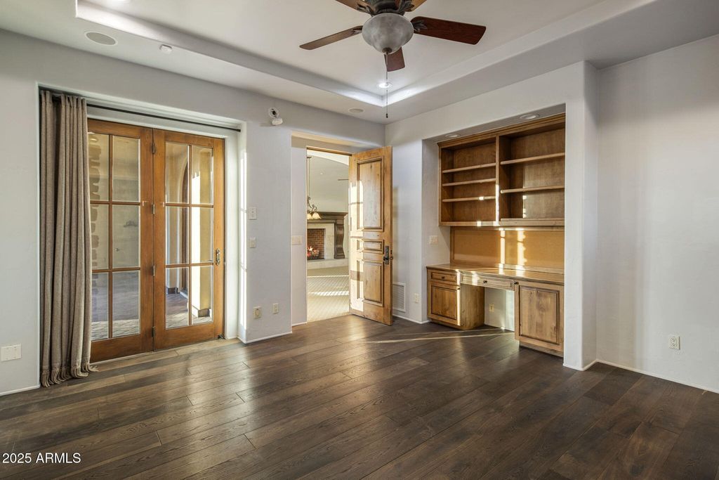 Image 46 of property listing at 9547 N 55TH Street, Paradise Valley, AZ 85253