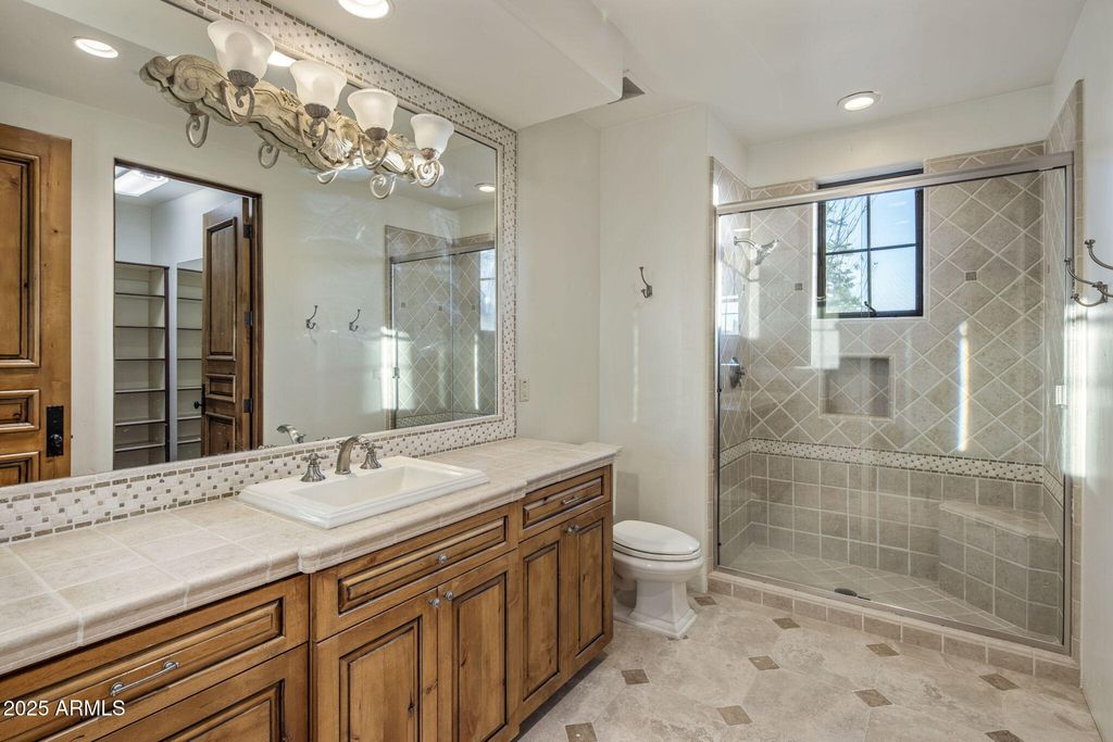 Image 47 of property listing at 9547 N 55TH Street, Paradise Valley, AZ 85253