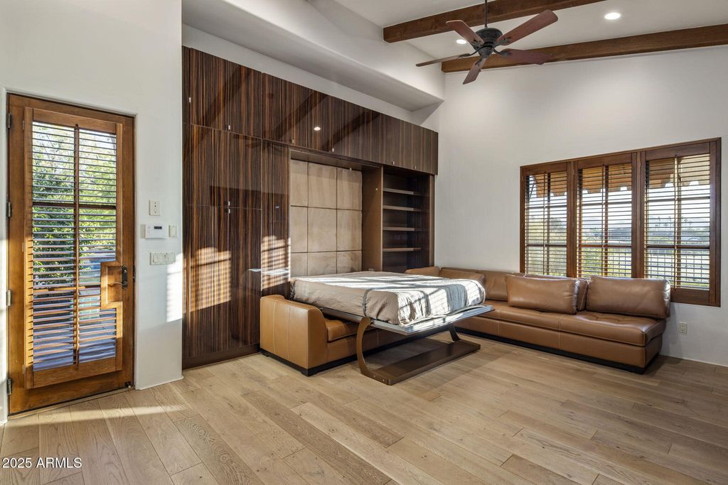 Image 52 of property listing at 9547 N 55TH Street, Paradise Valley, AZ 85253