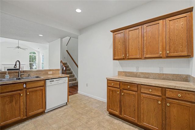 4694 Cobblestone Drive, Tipp City, OH 45371
