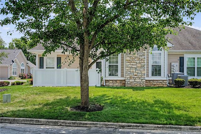 4694 Cobblestone Drive, Tipp City, OH 45371