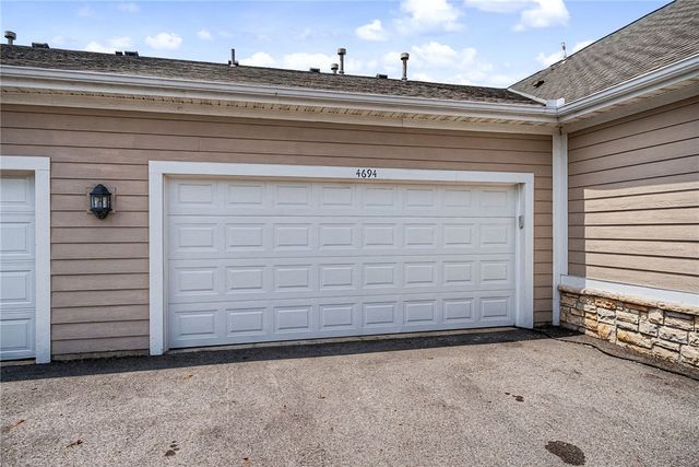 4694 Cobblestone Drive, Tipp City, OH 45371