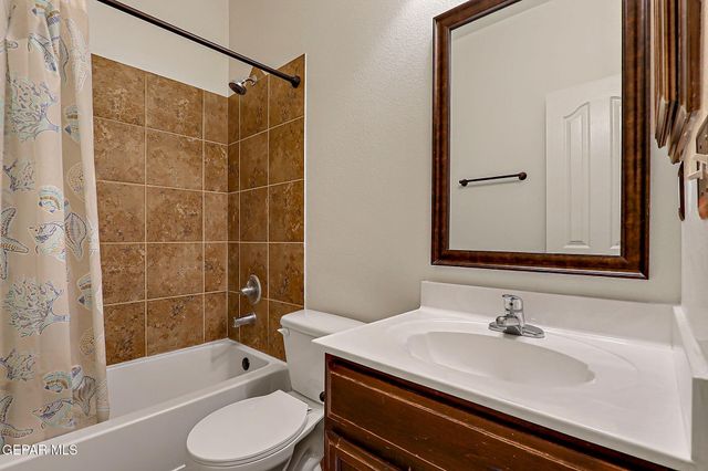 13134 Kestrel Avenue, Horizon City, TX 79928