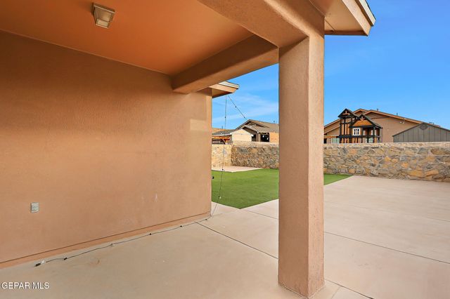 13134 Kestrel Avenue, Horizon City, TX 79928