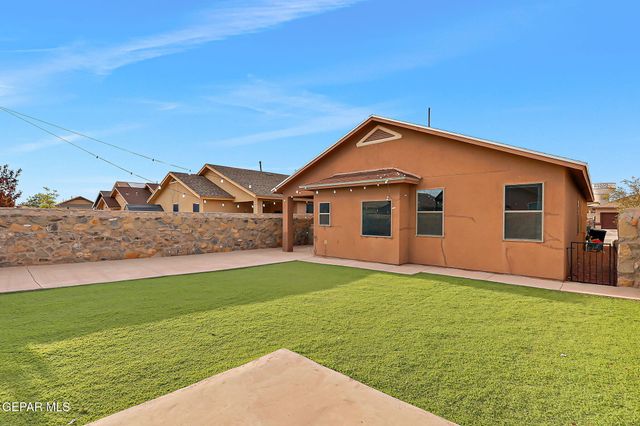 13134 Kestrel Avenue, Horizon City, TX 79928