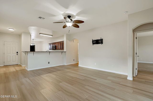 13134 Kestrel Avenue, Horizon City, TX 79928