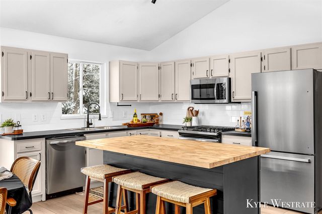 15367 Lincoln Street, Grand Haven, MI 49417