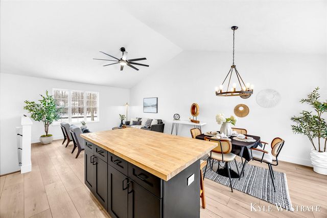 15367 Lincoln Street, Grand Haven, MI 49417