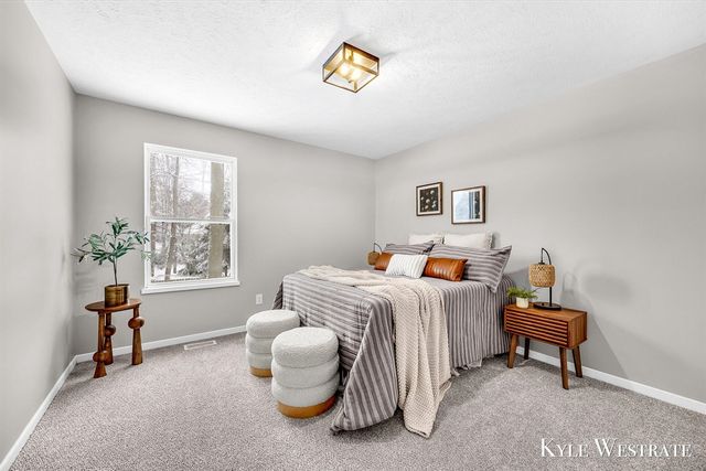 15367 Lincoln Street, Grand Haven, MI 49417