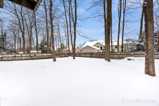 15367 Lincoln Street, Grand Haven, MI 49417