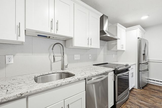 55 Will Dr 152, Canton, MA 02021