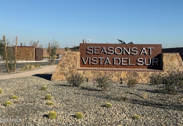 9829 W FRAKTUR Road, Tolleson, AZ 85353