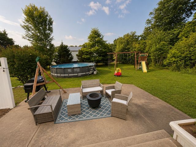 2509 Vanlawn Ln, Christiana, TN 37037