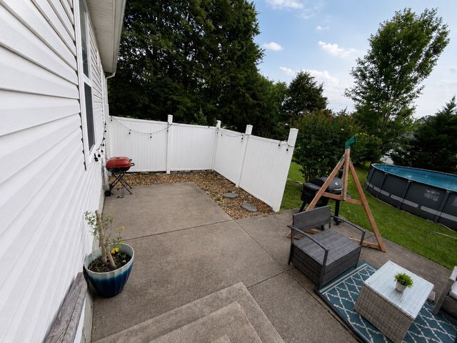 2509 Vanlawn Ln, Christiana, TN 37037