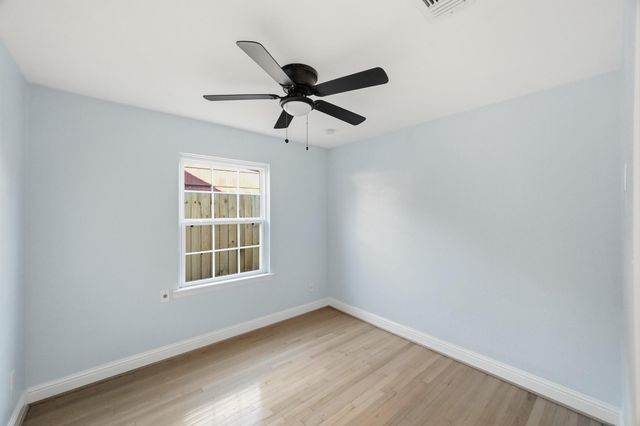 642 Arvana Street, Houston, TX 77034