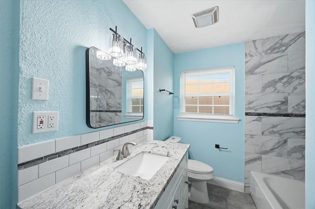 642 Arvana Street, Houston, TX 77034