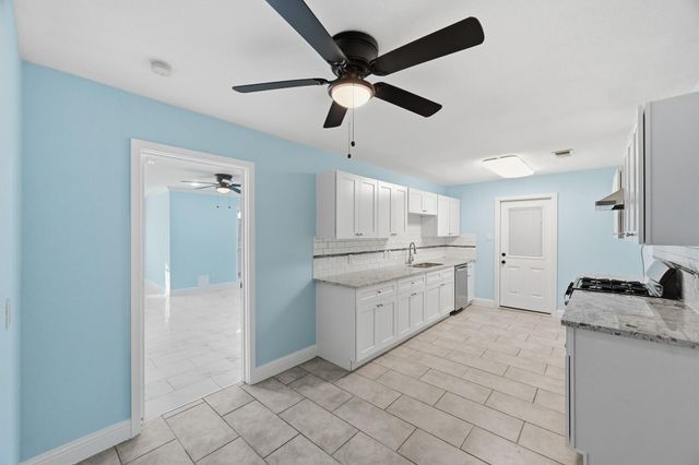 642 Arvana Street, Houston, TX 77034