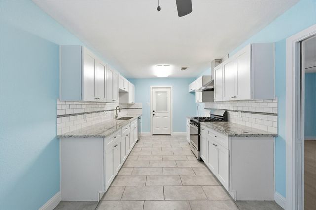 642 Arvana Street, Houston, TX 77034