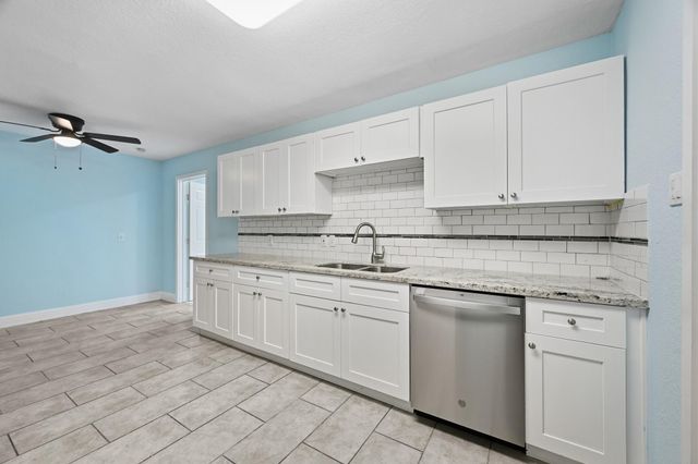 642 Arvana Street, Houston, TX 77034