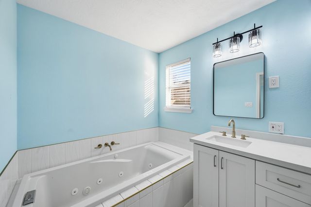 642 Arvana Street, Houston, TX 77034