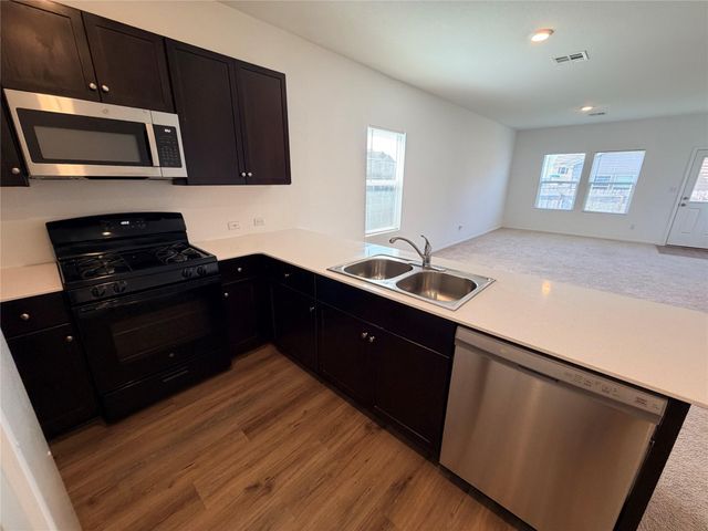 14129 Tordillo DR, Elgin, TX 78621