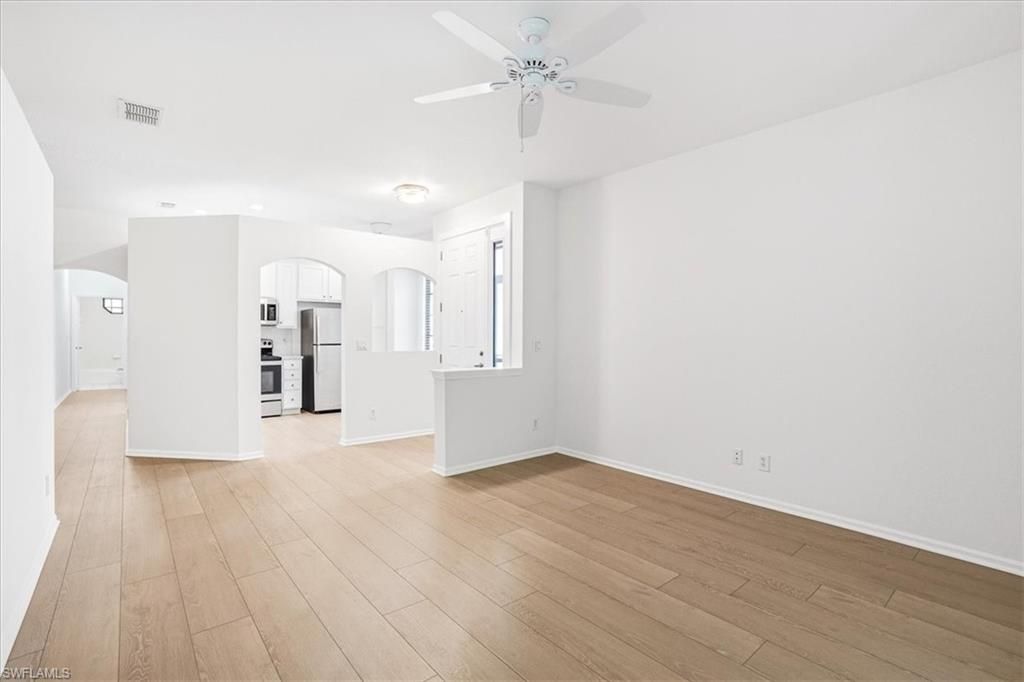 7550 Meadow Lakes DR 4701, NAPLES, FL 34104 — photo 4