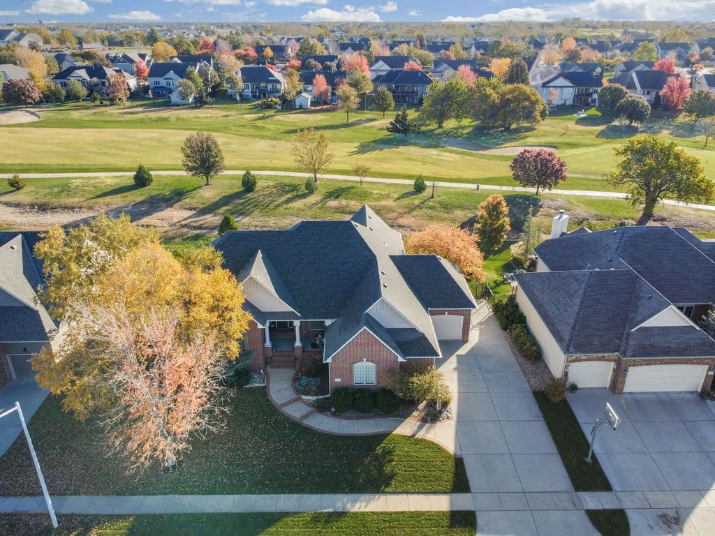 2418 N Rough Creek, Derby, KS 67037