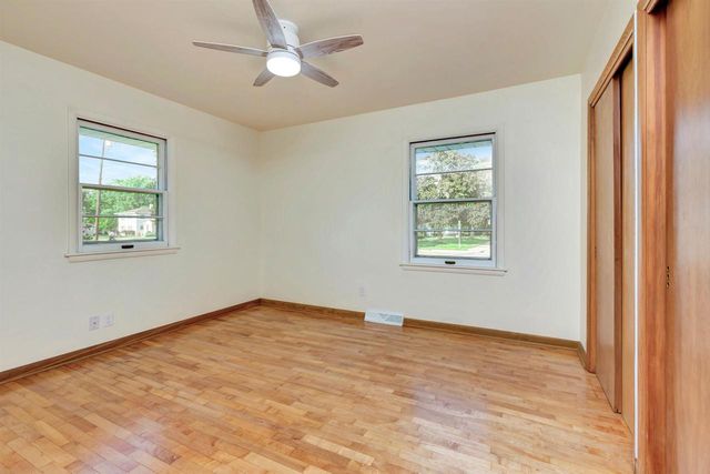 1625 WISCONSIN STREET, Oshkosh, WI 54901