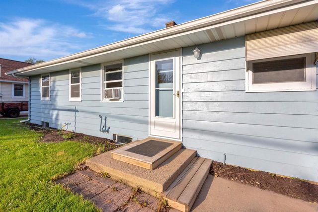 1625 WISCONSIN STREET, Oshkosh, WI 54901