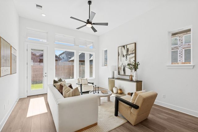 1348 Hartley DR, Leander, TX 78641