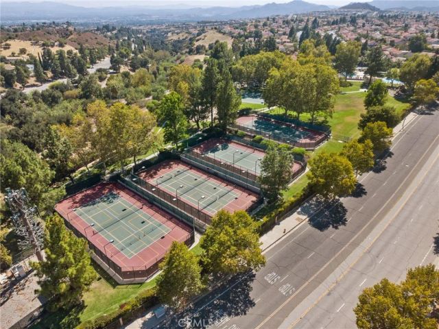 12219 High View Ridge, Northridge, CA 91326
