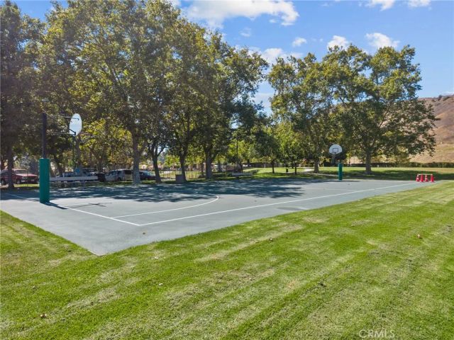 12219 High View Ridge, Northridge, CA 91326