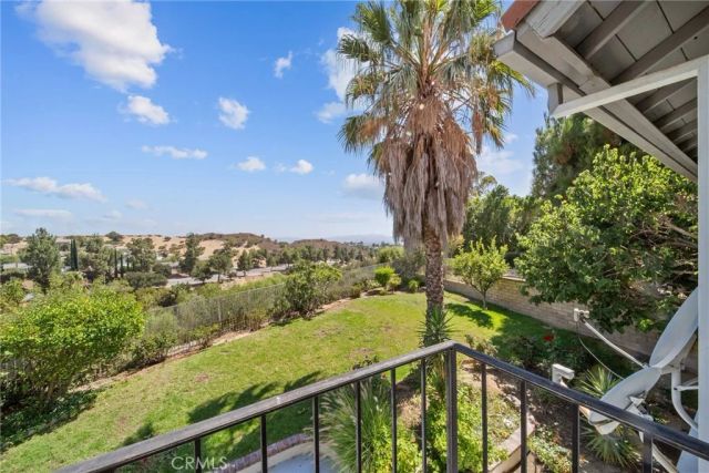 12219 High View Ridge, Northridge, CA 91326