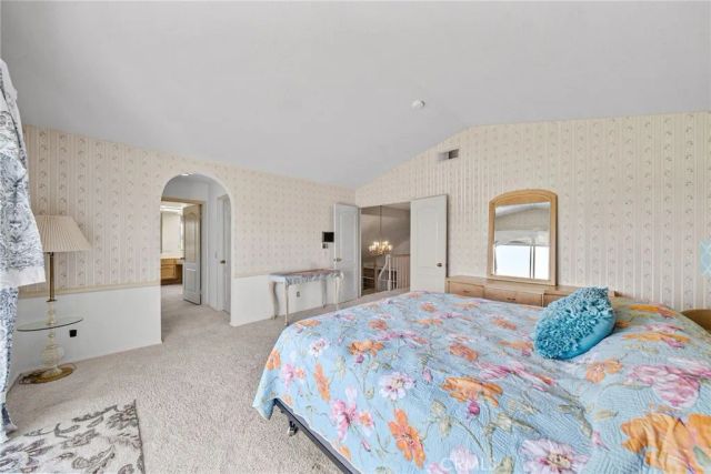 12219 High View Ridge, Northridge, CA 91326