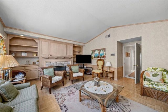 12219 High View Ridge, Northridge, CA 91326