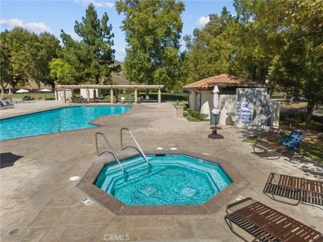 12219 High View Ridge, Northridge, CA 91326