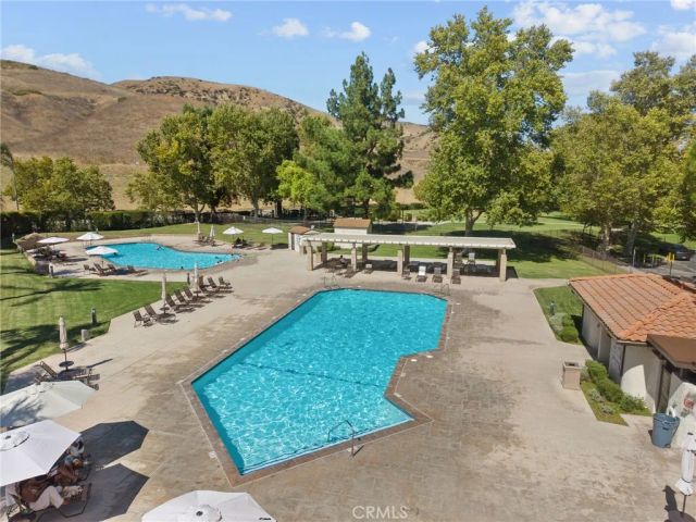 12219 High View Ridge, Northridge, CA 91326