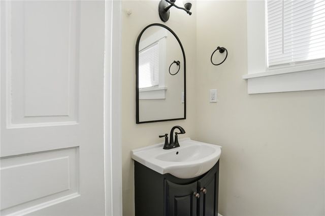 218 S Main Street, Miamisburg, OH 45342