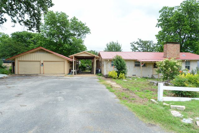 142 Seaside Drive, Gun Barrel City, TX 75156
