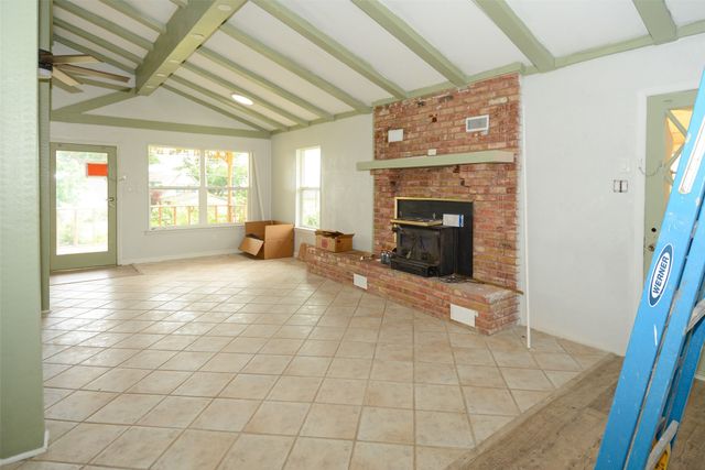 142 Seaside Drive, Gun Barrel City, TX 75156